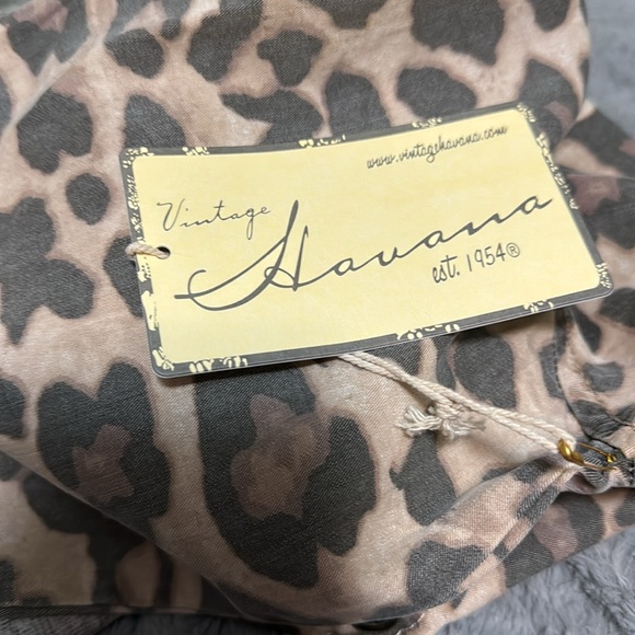 Vintage Havana Blouse Leopard Print Back Tie Detail Long Sleeves Button Down - Picture 13 of 13